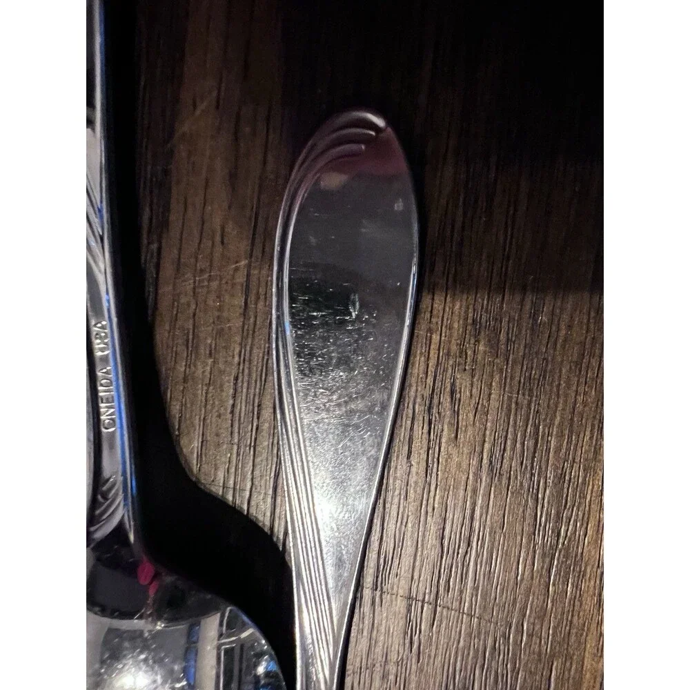 8 teaspoons spoons Oneida Camber Cresta Windswept Scroll Flatware silverware